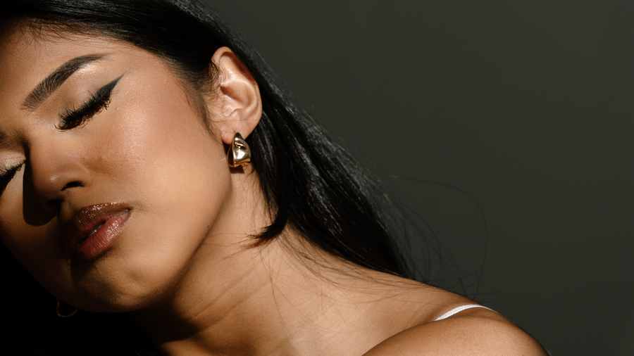 How to Identify What Colour Jewellery Suits You Best La Musa Jewellery