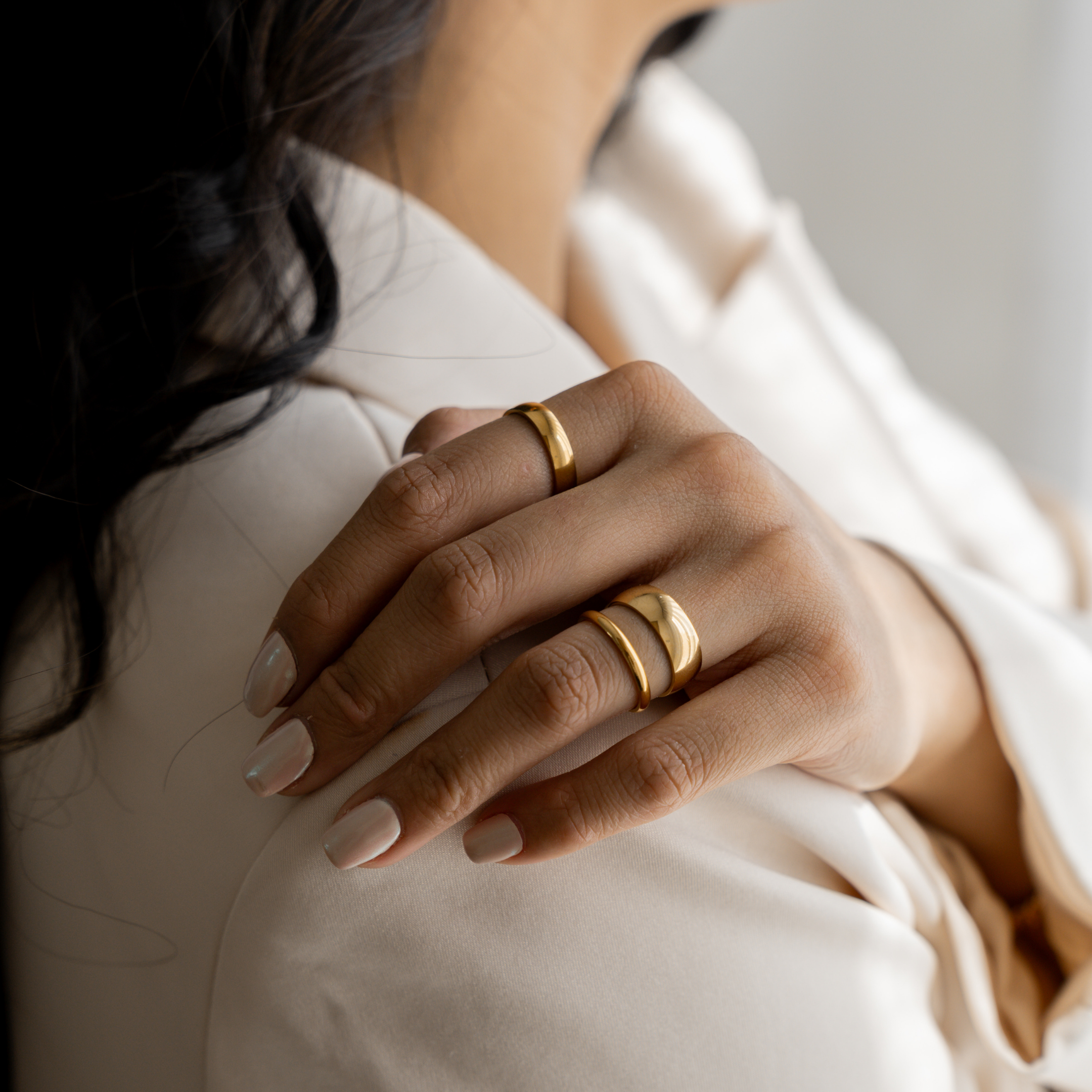 Minimalist Ring Gold - thin, thick and chunky band rings - waterproof jewellery- La Musa Jewellery