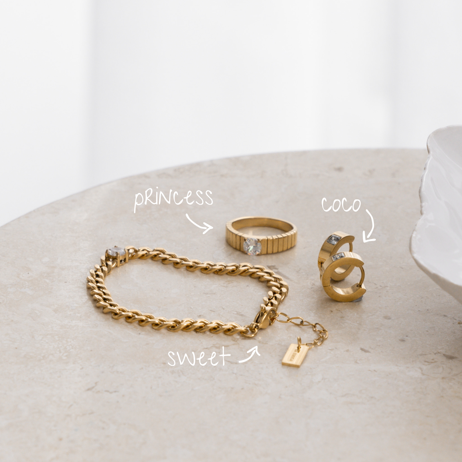 The Princess Set - gold chain bracelet, gold huggie earrings and gold ring jewellery set - La Musa Jewellery